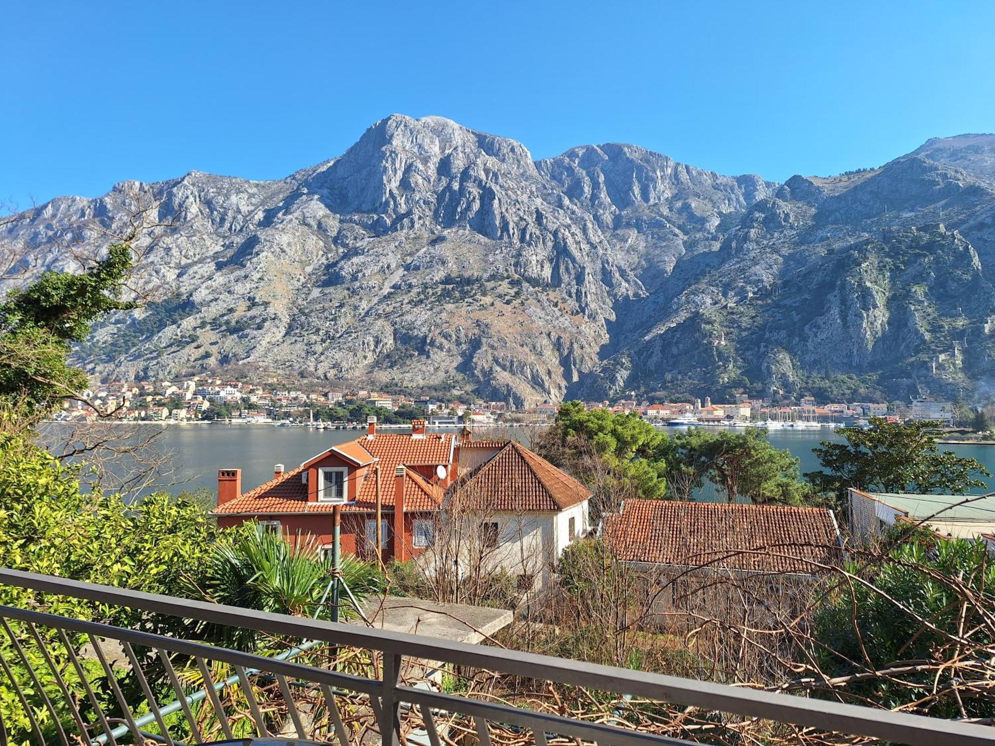 M&B Apartment Kotor Exterior foto